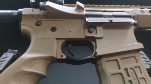 Foto USATO FUCILE ELETTRICO G&G CM16 SRS DESERT