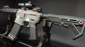 Foto CUSTOM V1 HELLION CON KYLIN PSIONIC MATRIX SPEDIZIONE GRATUITA