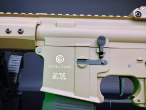Foto CUSTOM BASIC HIGH PERFORMANCE EVOLUTION RECON 10 AMPLIFIED CARBONTECH TAN